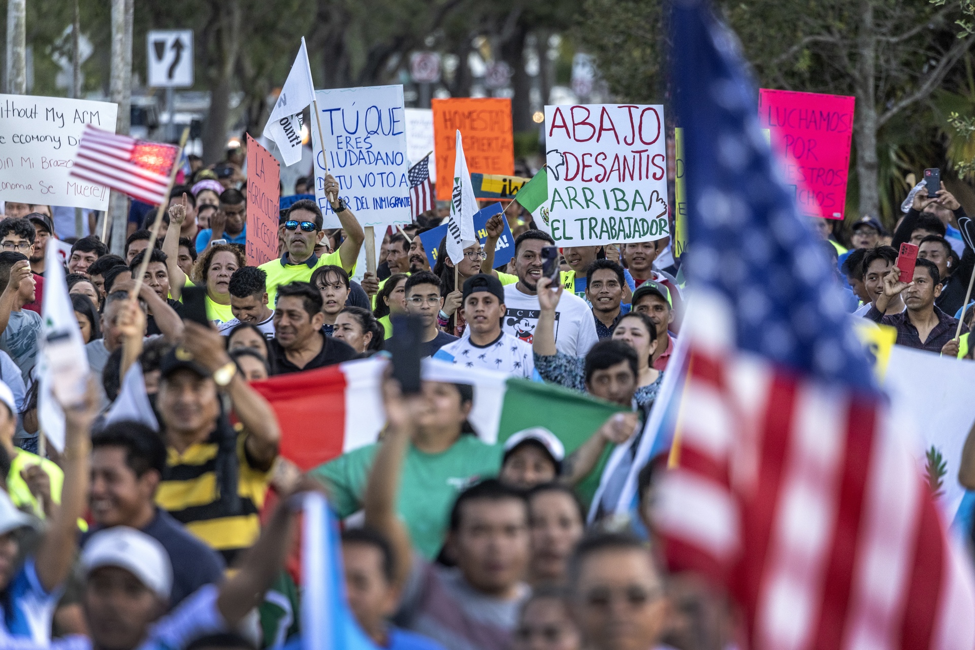 mexico convoca a reunion de connacionales en florida para confrontar posturas antimigrantes