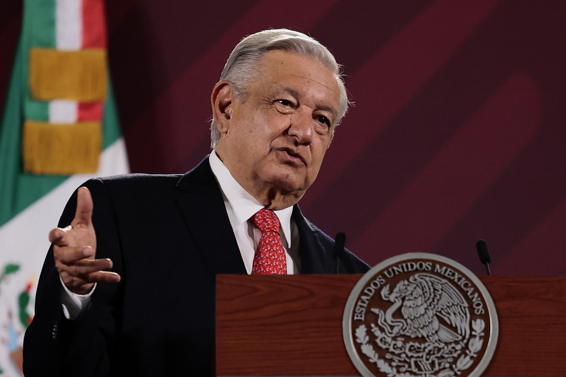 amlo lopez obrador baston de mando 4t cuarta transformacion