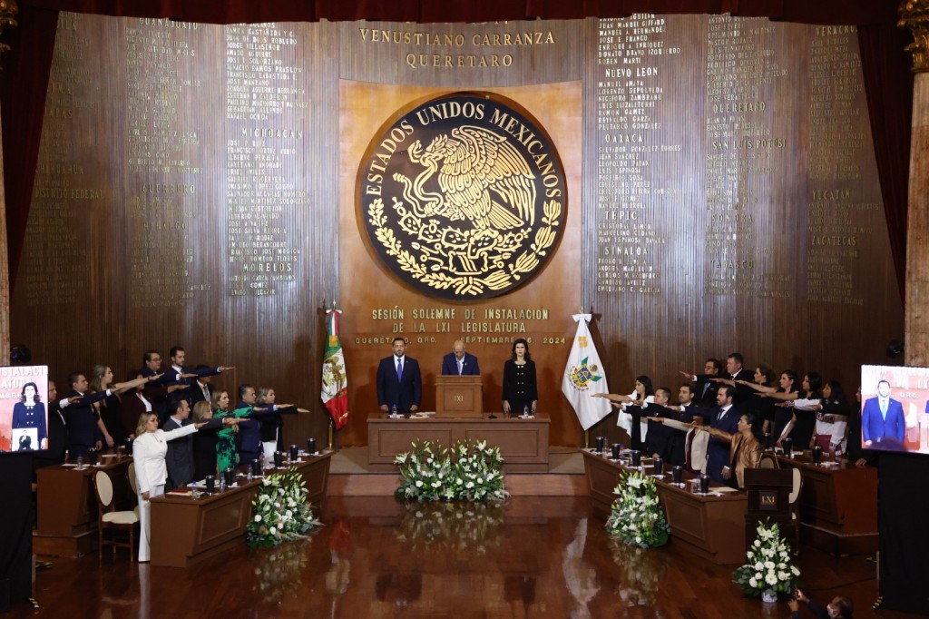 SE LLEVÓ A CABO LA SESIÓN SOLEMNE DE INSTALACIÓN DE LA LXI LEGISLATURA DEL ESTADO DE QUERÉTARO