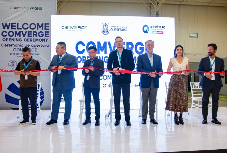 INAUGURA MAURICIO KURI EMPRESA COMVERGE EN COLÓN