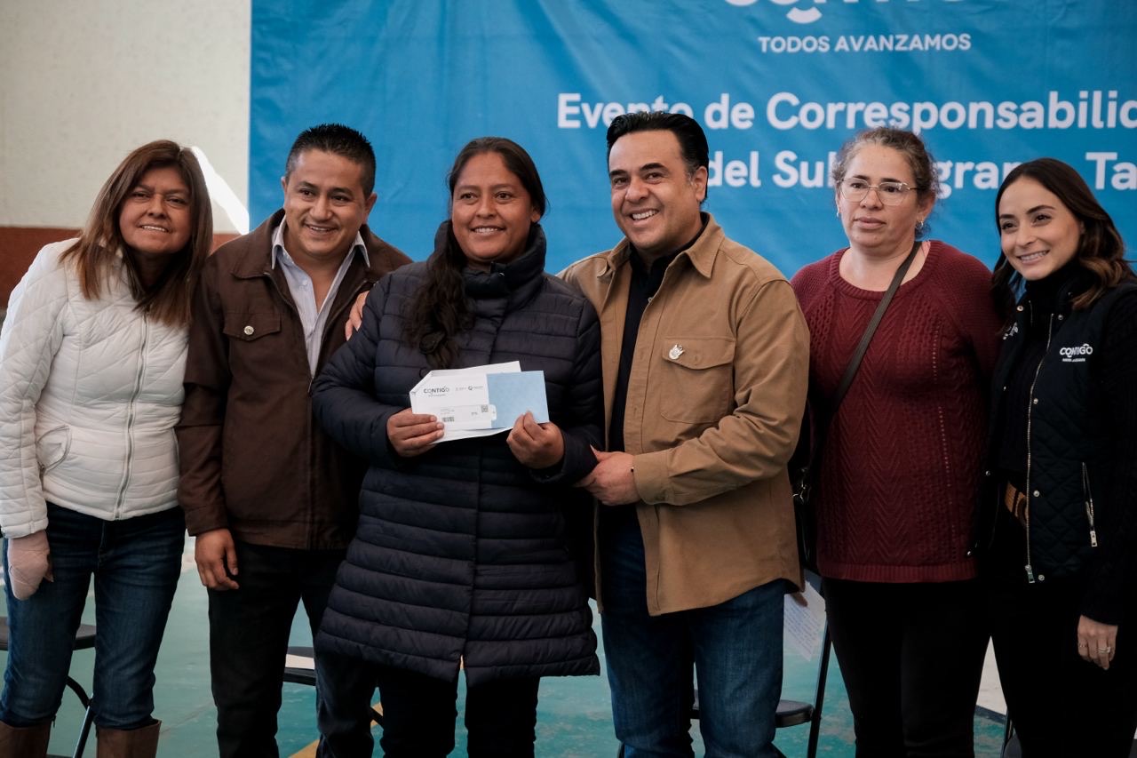 ENTREGA SEDESOQ TARJETAS CONTIGO A MUJERES DE CINCO MUNICIPIOS