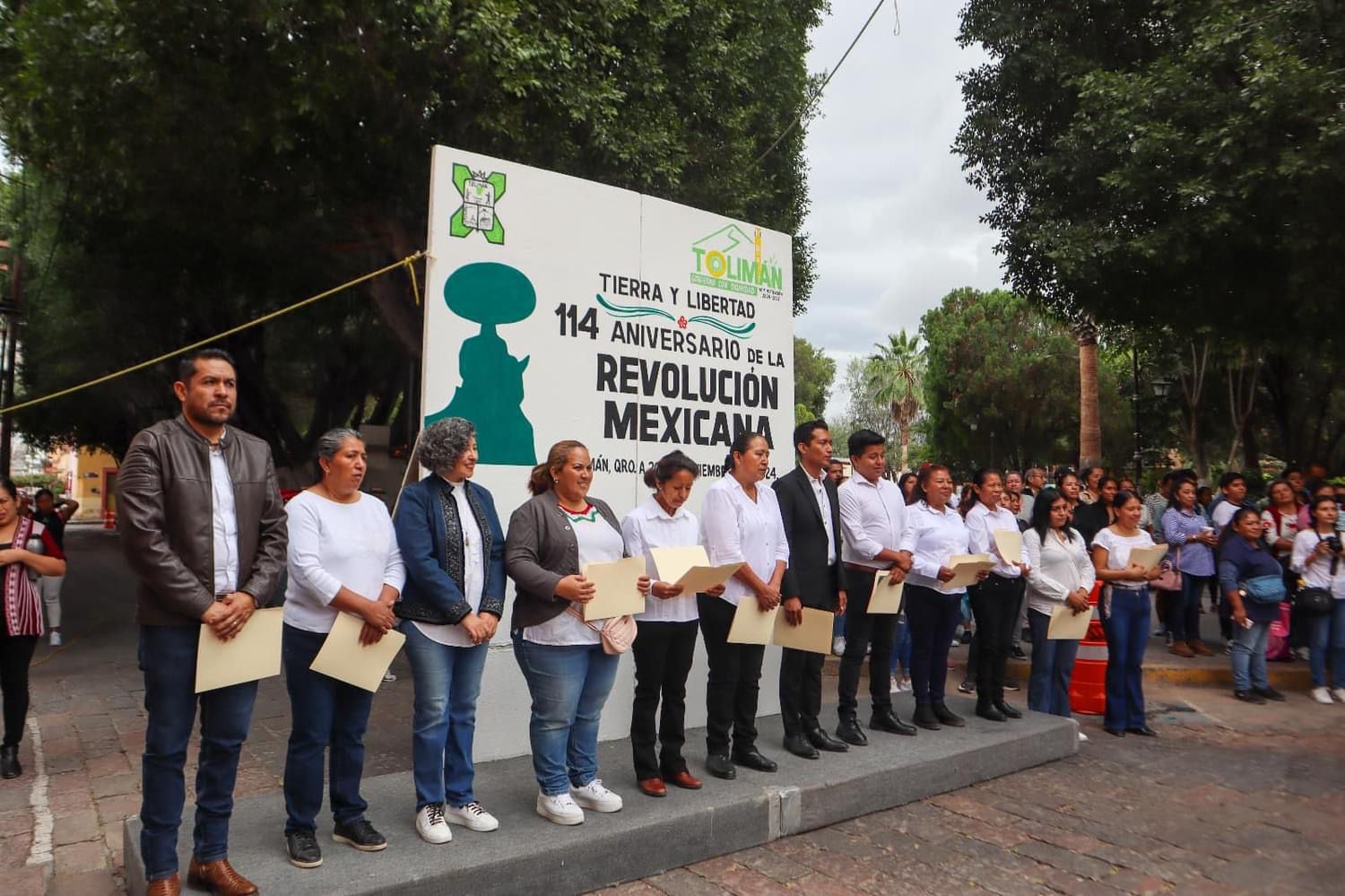 DESFILE CONMEMORATIVO DEL 114 ANIVERSARIO DE LA REVOLUCIÓN MEXICANA, EN MUNICIPIO DE TOLIMÁN.