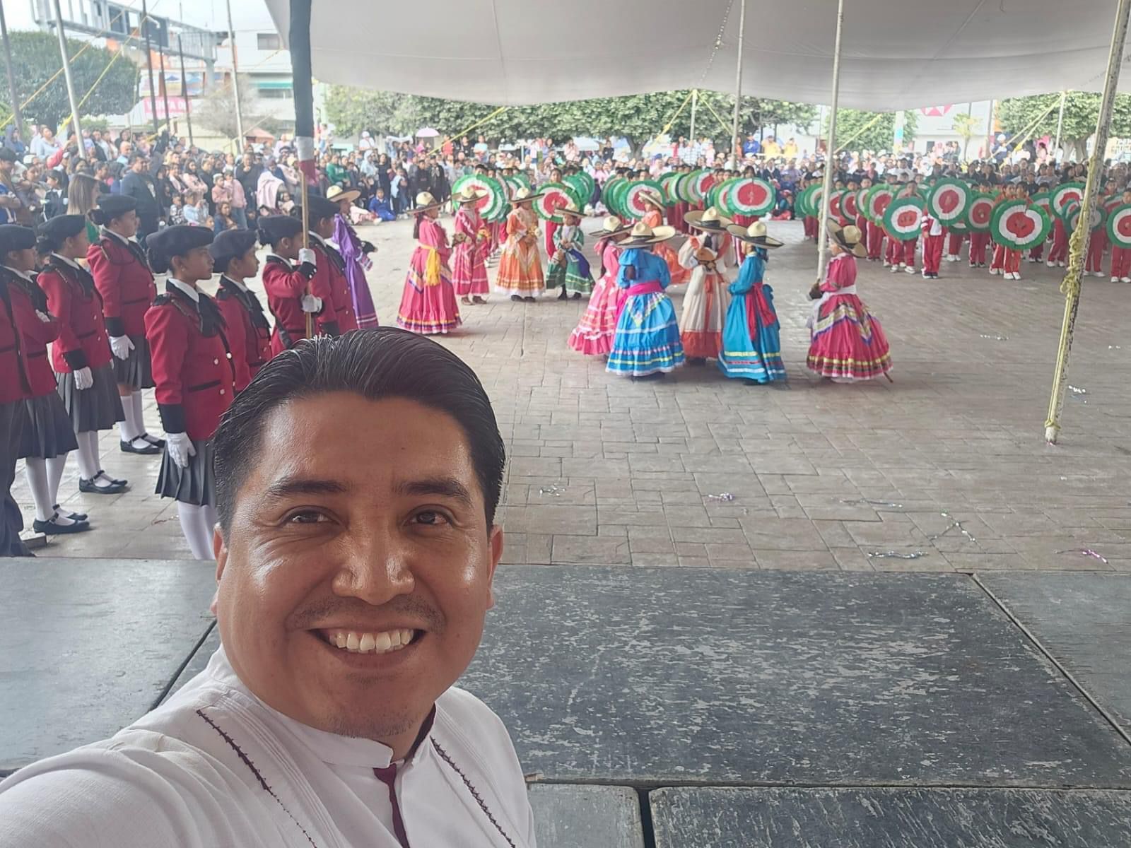 DESFILE DEL 20 DE NOVIEMBRE EN LA CABECERA MUNICIPAL DE EZEQUIEL MONTES