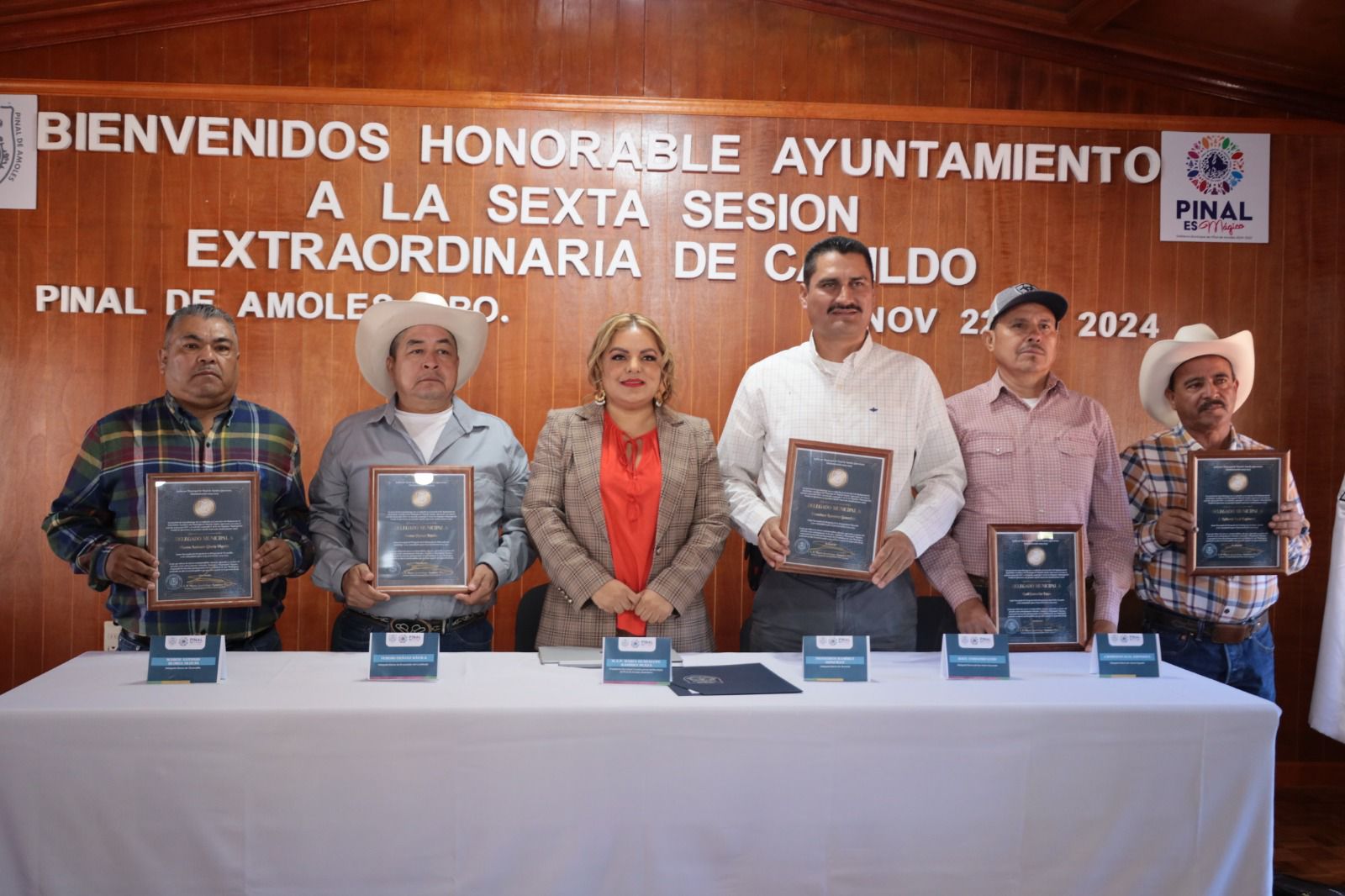 LUPITA RAMÍREZ TOMA PROTESTA A LOS NUEVOS DELEGADOS DE LA ADMINISTRACIÓN 2024-2027.