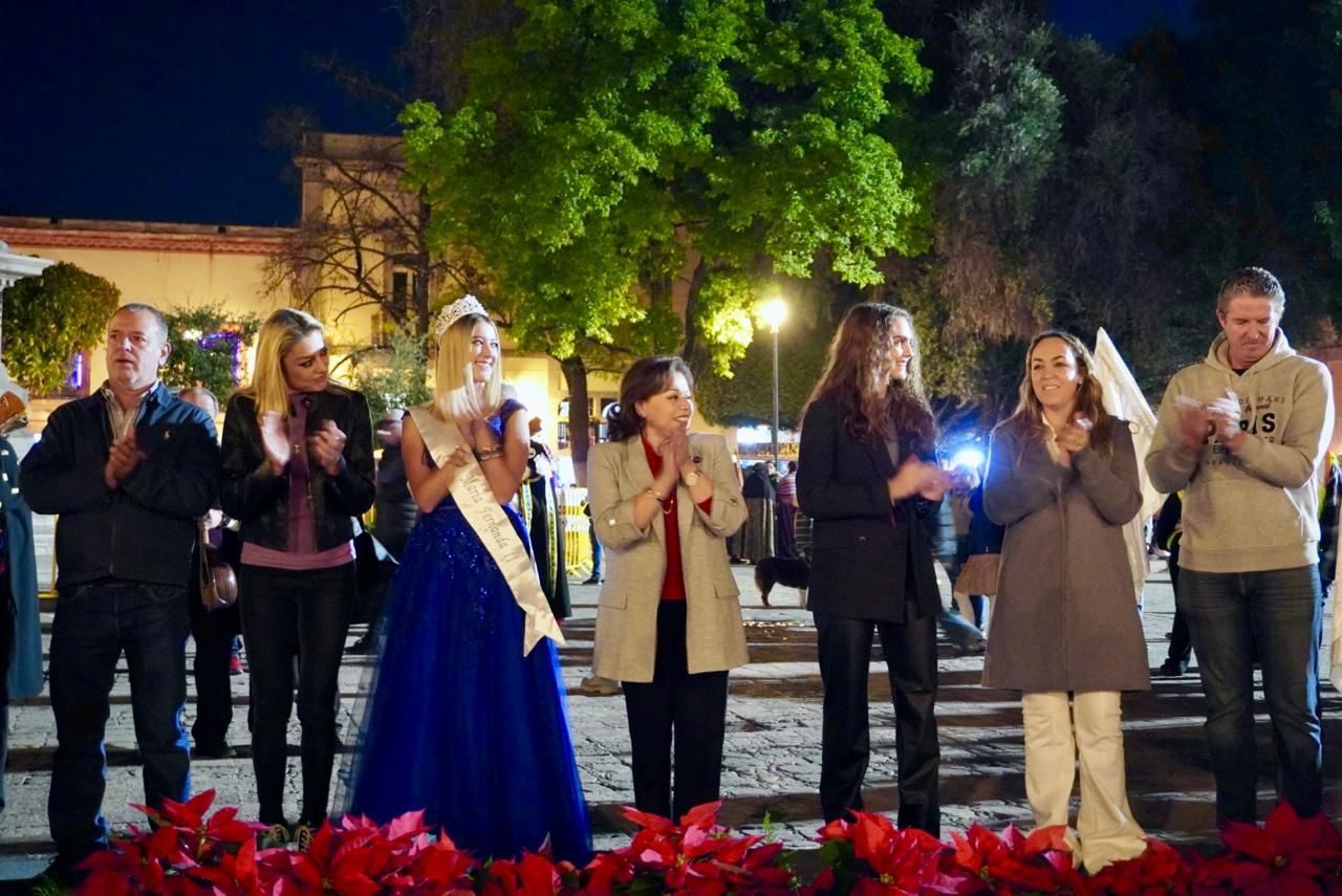 PARTICIPA PRESIDENTA DEL SMDIF EN EL ANUNCIO DE LAS FIESTAS DE NAVIDAD 2024