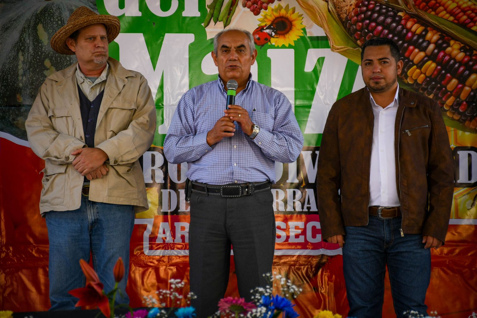 LA PRESIDENCIA MUNICIPAL DE ARROYO SECO, EN COLABORACIÓN CON LA DIRECCIÓN DEDESARROLLO AGROPECUARIO,