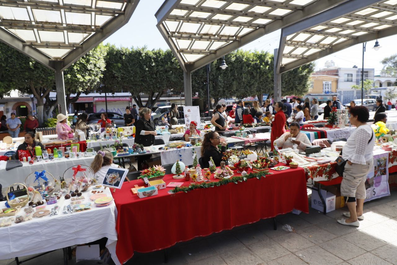 SECRETARÍA DE LA MUJER LLEVA “EXPO MANOS EMPRENDEDORAS” EN SANTA MARÍA MAGDALENA