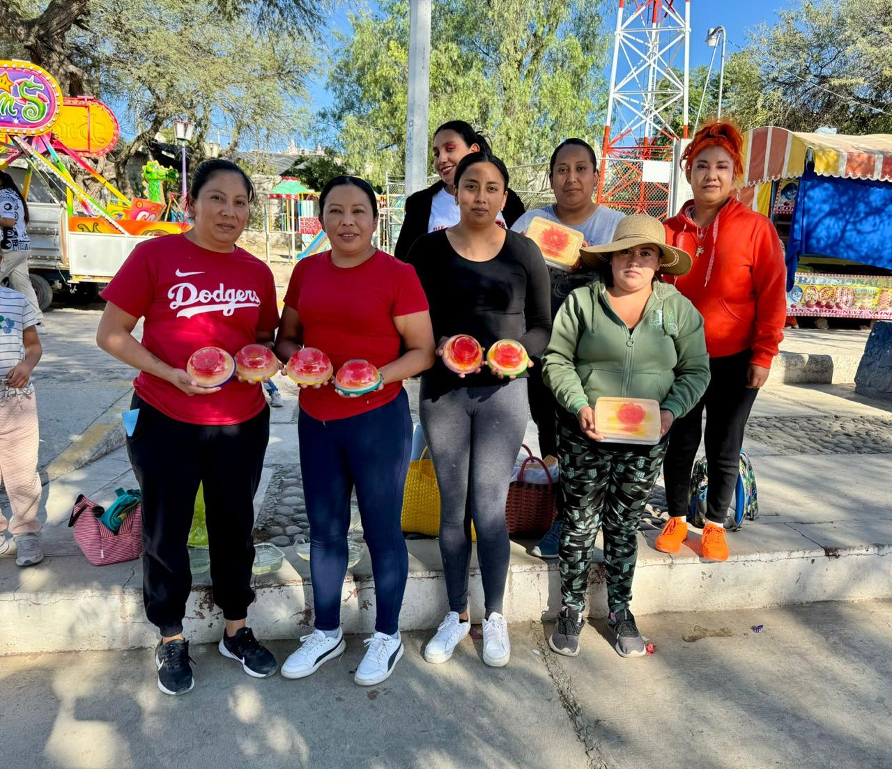 REALIZAN CURSO GRATUITO DE GELATINA ARTÍSTICA EN EL MUNICIPIO DE COLÓN.