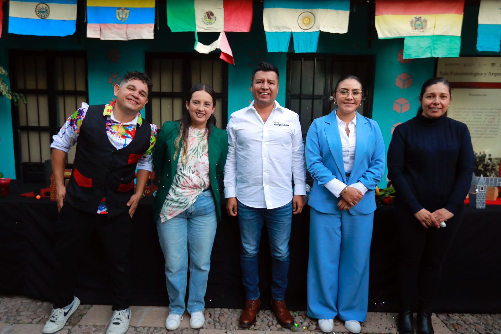 ARRANCA DIF HUIMILPAN GIRA NAVIDEÑA POR TODO EL MUNICIPIO