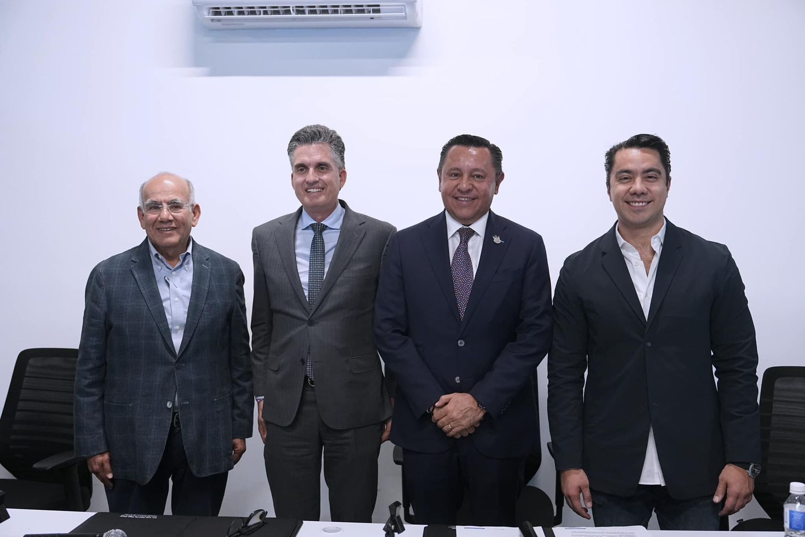 SEAMOS EQUIPO PARA MEJORAR EL ACCESO AL AGUA Y LA INFRAESTRUCTURA HÍDRICA EN QUERÉTARO: FELIFER MACÍAS