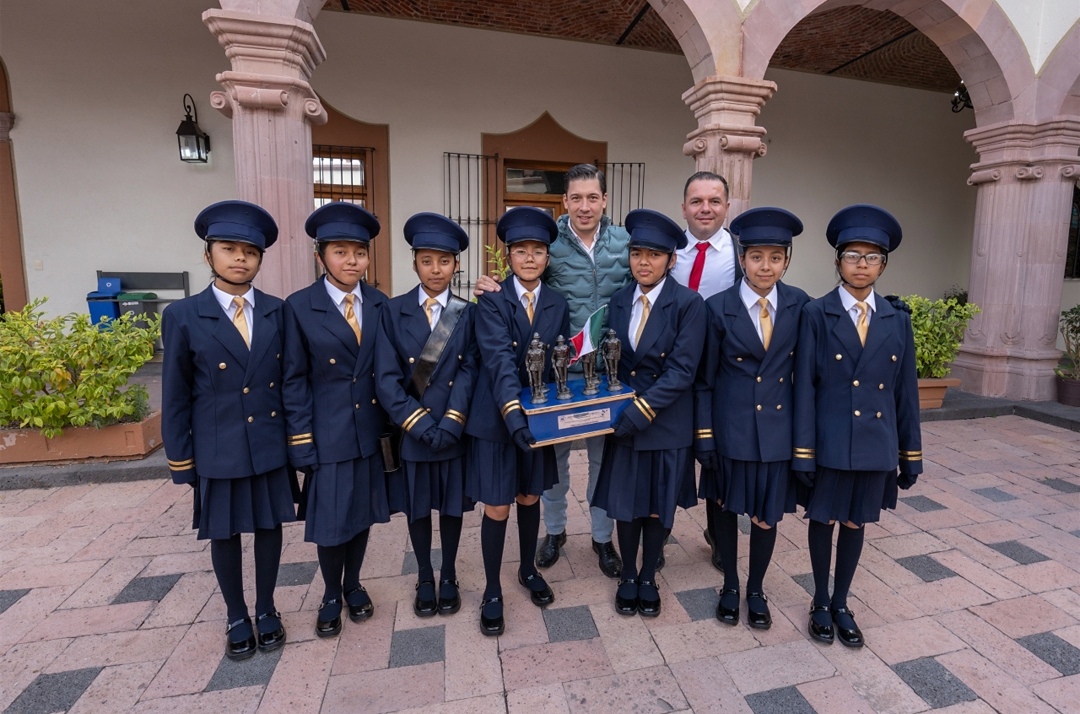 JÓVENES DE EL MARQUÉS GANAN PRIMER LUGAR EN EL CONCURSO ESTATAL DE ESCOLTAS