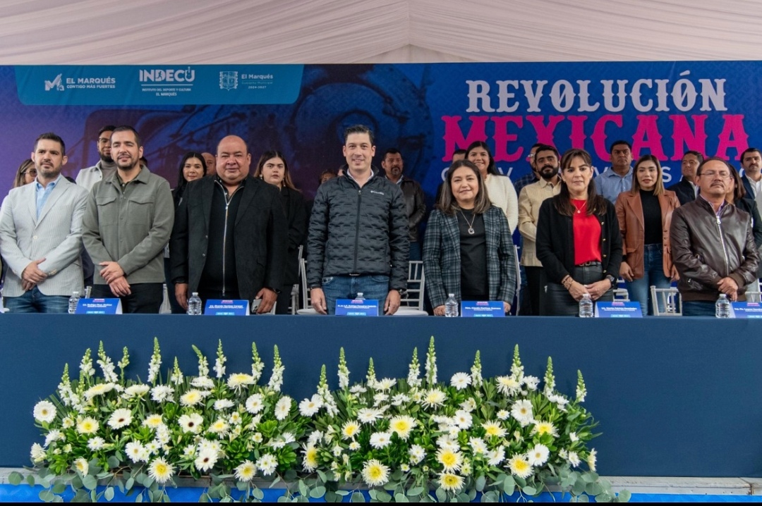 EL MARQUÉS REALIZA DESFILE CONMEMORATIVO DE LA REVOLUCIÓN MEXICANA