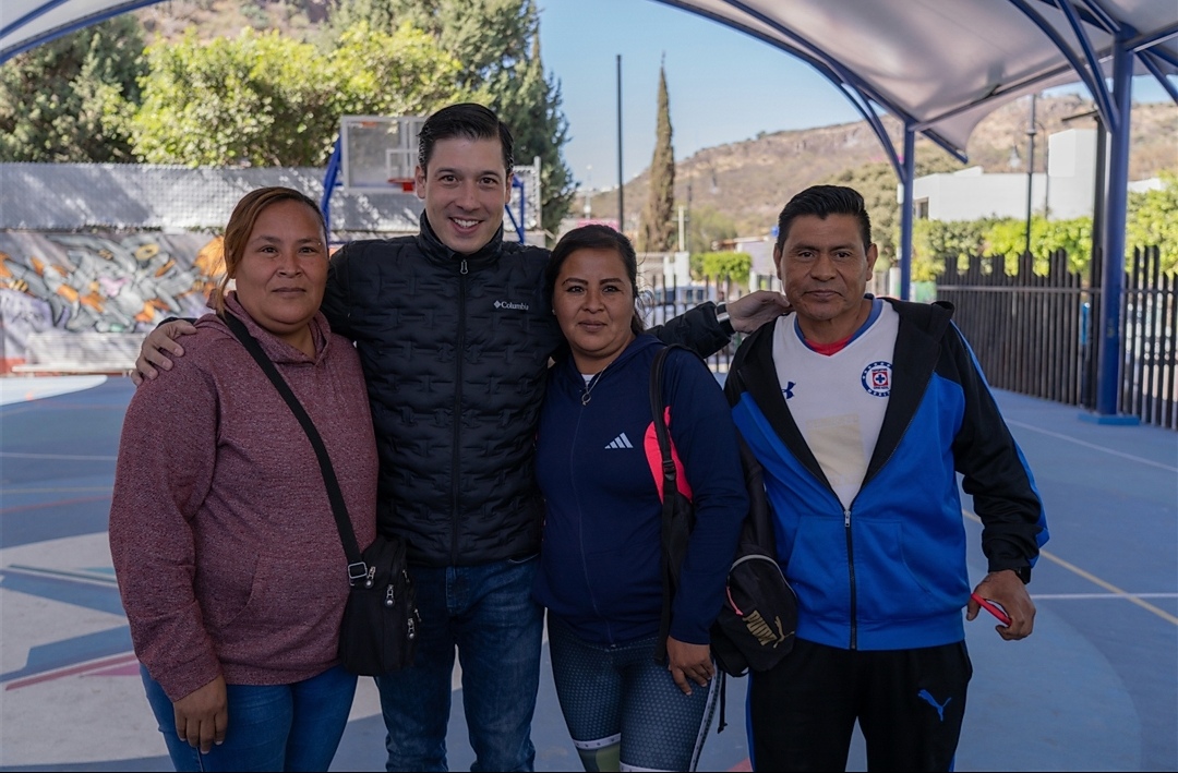 RODRIGO MONSALVO ENTREGA OBRAS EN LA CAÑADA, SALDARRIAGA Y LIBERTADORES CON INFRAESTRUCTURA DEPORTIVA Y DE SERVICIOS BÁSICOS