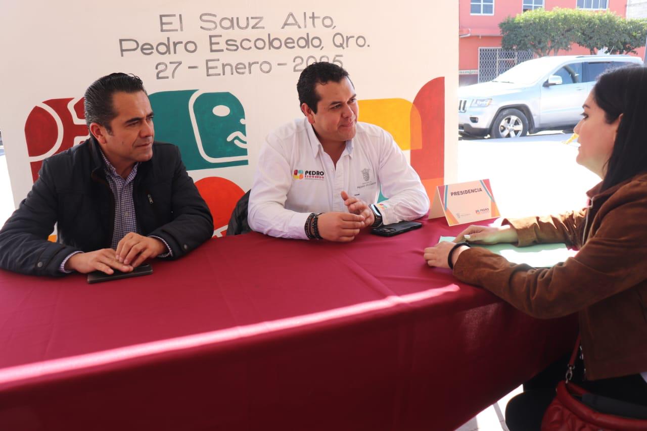 EL PRESIDENTE MUNICIPAL, JUAN ALBERTO NAVA CRUZ. LLEVO A CABO, LA JORNADA DE ATENCIÓN CIUDADANA EN COMUNIDAD EL SAUZ ALTO DE PEDRO ESCOBEDO