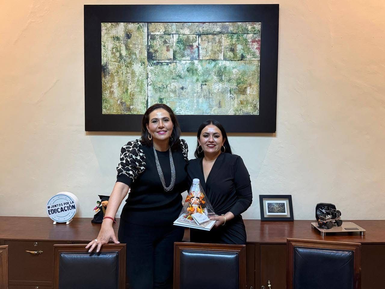 ANA KAREN JIMÉNEZ SE REUNIÓ CON LA DRA. MARTHA ELENA SOTO OBREGÓN