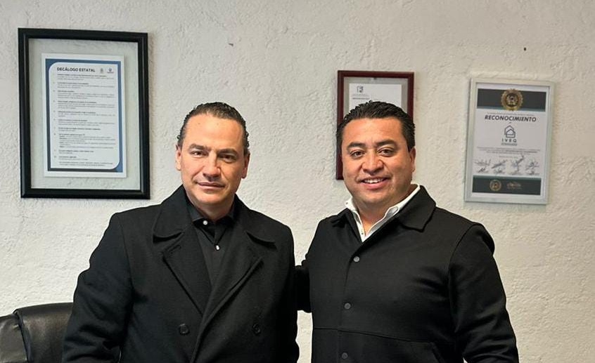 EL PRESIDENTE MUNICIPAL RUBÉN HERNÁNDEZ SE REÚNE CON CARLOS ASTUDILLO TITULAR DEL INSTITUTO DE VIVIENDA DEL ESTADO DE QUERÉTARO