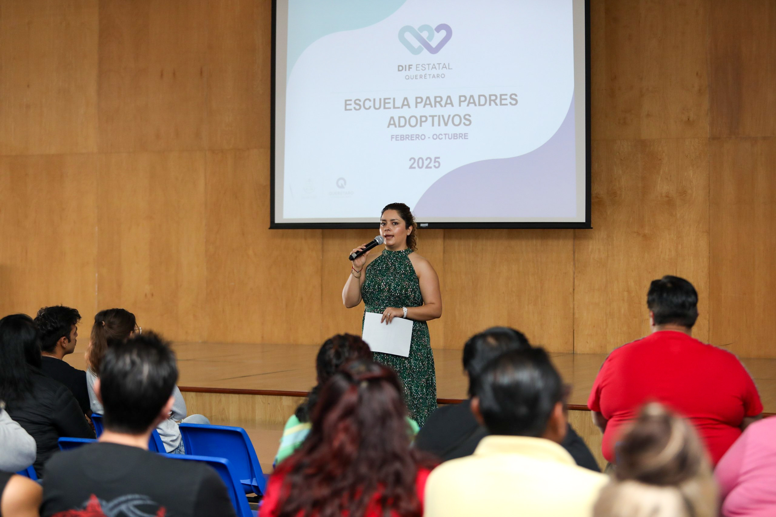 BRINDA SEDIF HERRAMIENTAS POSITIVAS MEDIANTE ESCUELA PARA PADRES