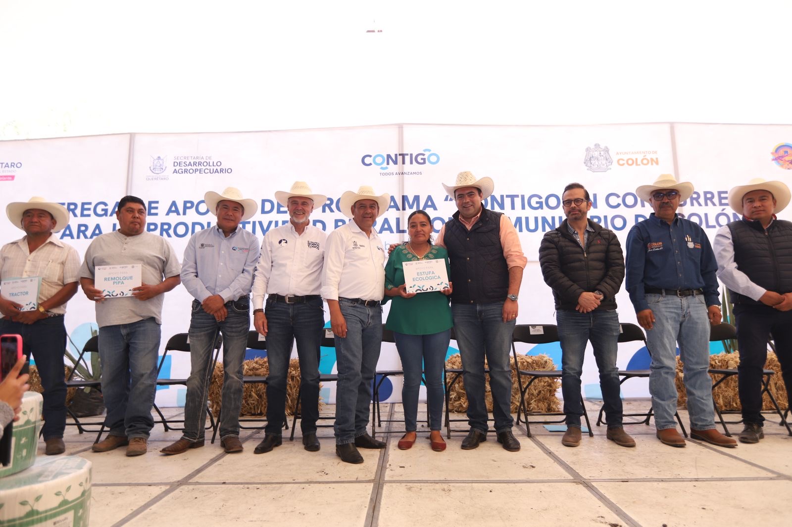 ENTREGA SEDEA APOYOS A PRODUCTORES DE COLÓN