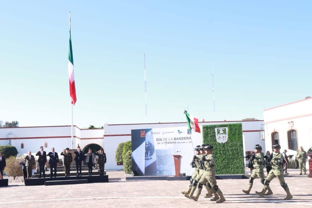 EL MUNICIPIO DE PEDRO ESCOBEDO CELEBRA EL DÍA DE LA BANDERA