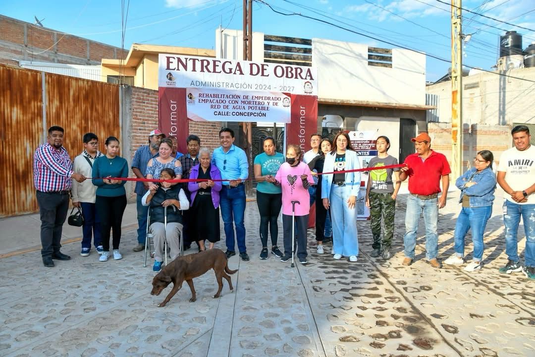 ENTREGA DE LA REHABILITACIÓN DE EMPEDRADO Y RED DE AGUA POTABLE EN LA CALLE CONCEPCIÓN, EZEQUIEL MONTES