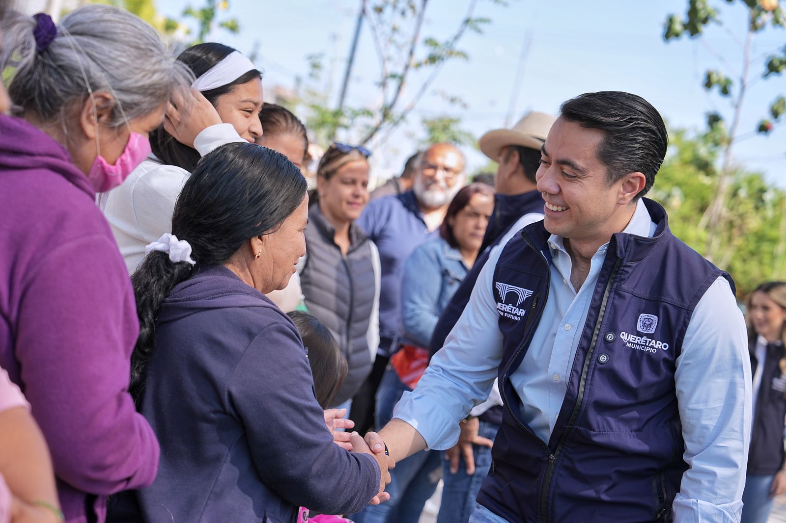 ENTREGA FELIFER MACÍAS REHABILITACIÓN DEL PARQUE LA PEÑA CTM