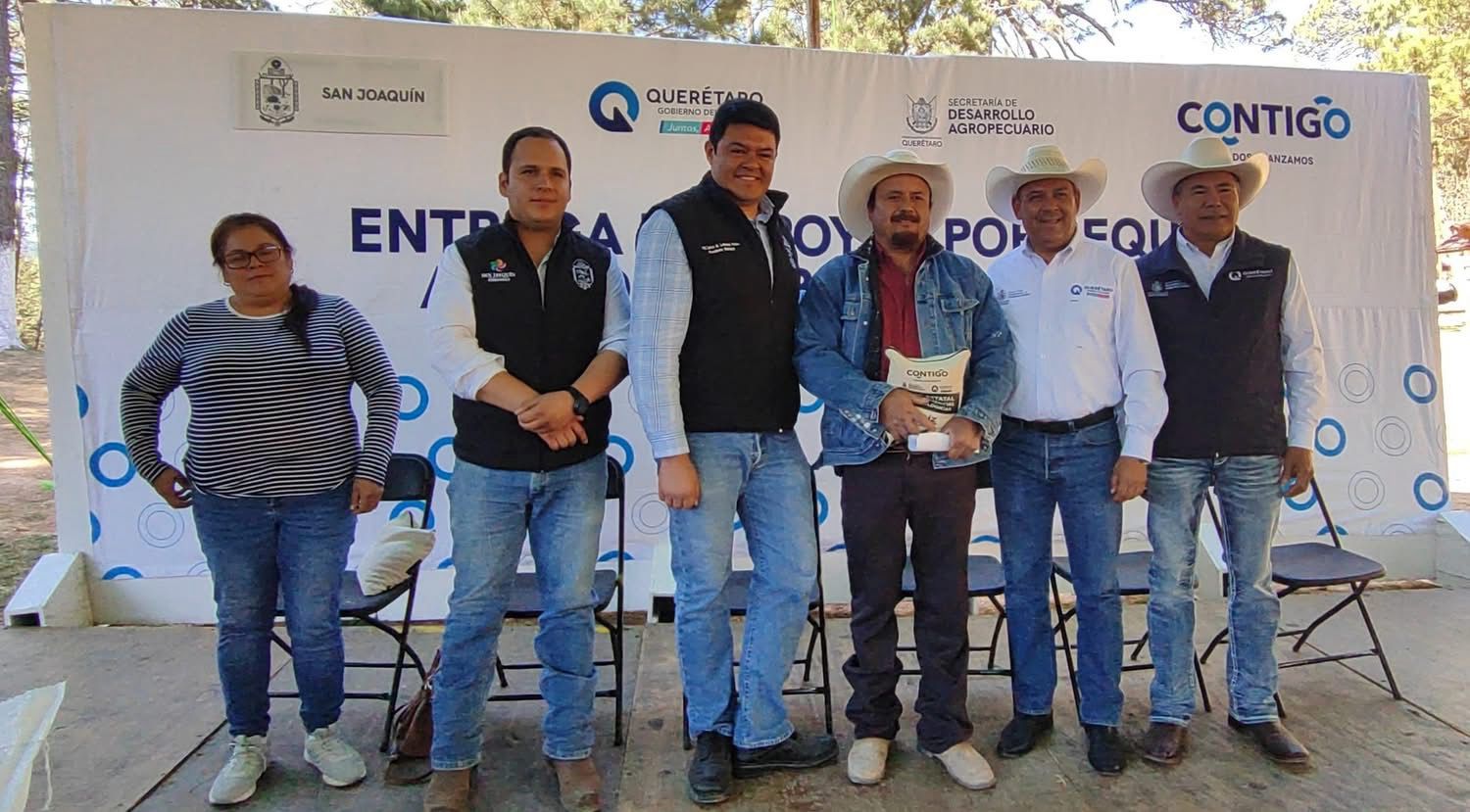 ENTREGA EL MUNICIPIO DE SAN JOAQUÍN Y SEDEA 47 TONELADAS DE MAÍZ EN GRANO PARA CONSUMO HUMANO