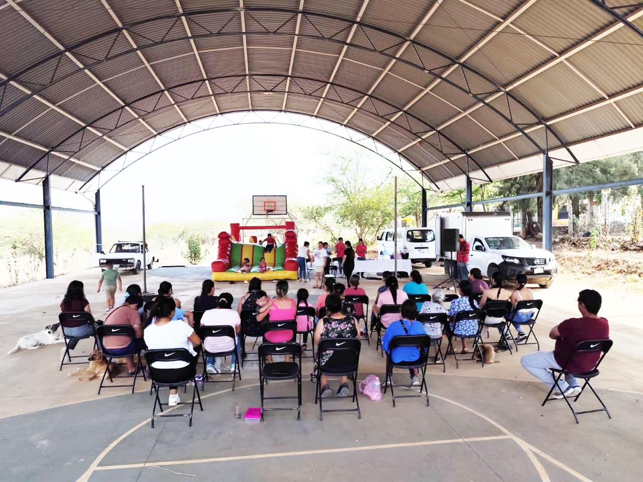 INICIA DIF MUNICIPAL DE LANDA DE MATAMOROS FESTEJO DEL DÍA DEL NIÑO Y DE LA MAMÁ
