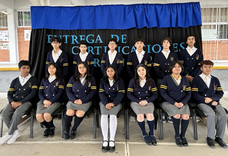RECIBEN CERTIFICACIÓN EN INGLÉS ESTUDIANTES DE LA SECUNDARIA ROBERTO RUIZ OBREGÓN